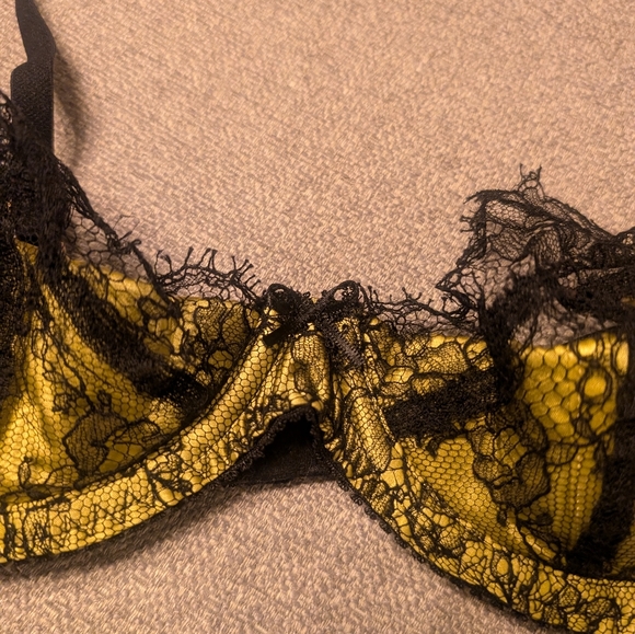 Agent Provocateur Leisa Black Mustard Bra - Picture 6 of 12